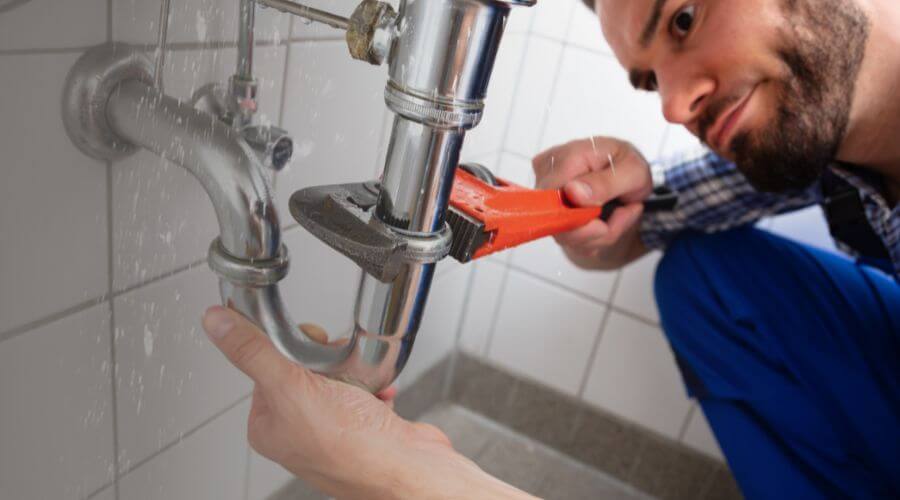 Local tankless water heater installation in Colfax, WI